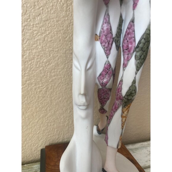 Giuseppe Armani Capodimonte “Harlequin Dancer” Sculpture – 1990 Ltd Ed #173/1500 - Picture 6 of 11